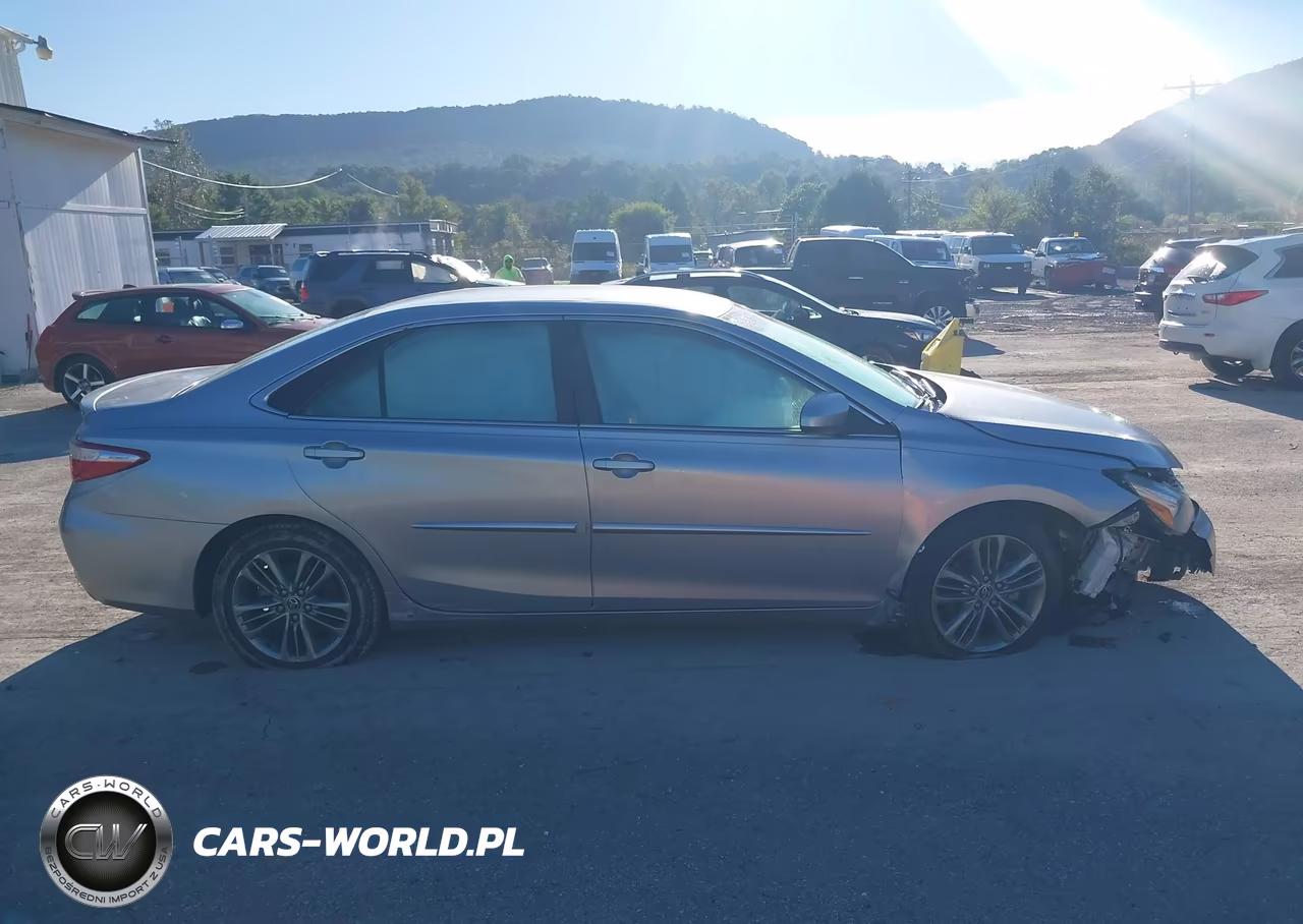 2015 Toyota Camry Se VIN:4T1BF1FK9FU031511 - 13