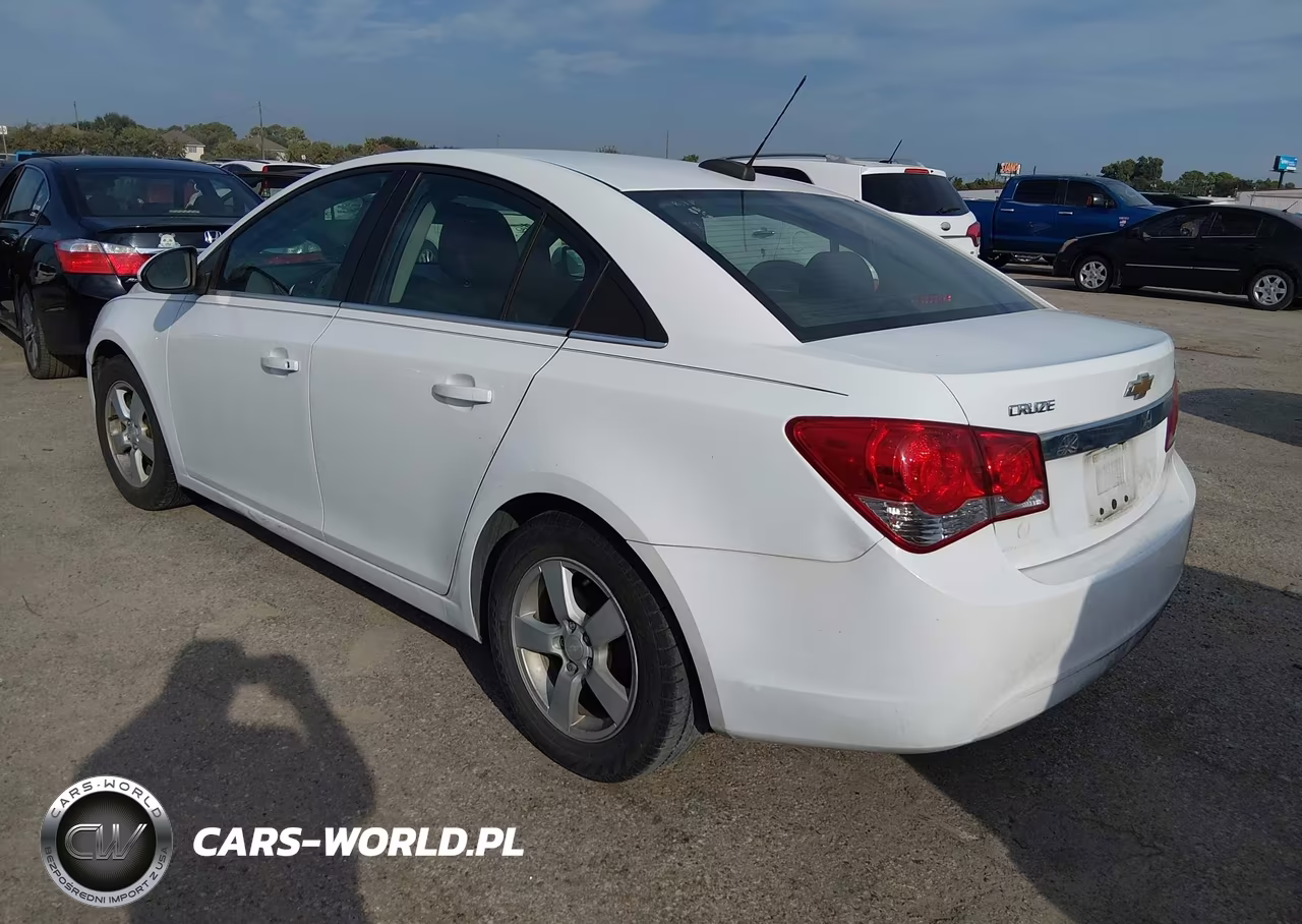 2016 Chevrolet Cruze Limited 1Lt Auto VIN:1G1PE5SB4G7166740 - 3