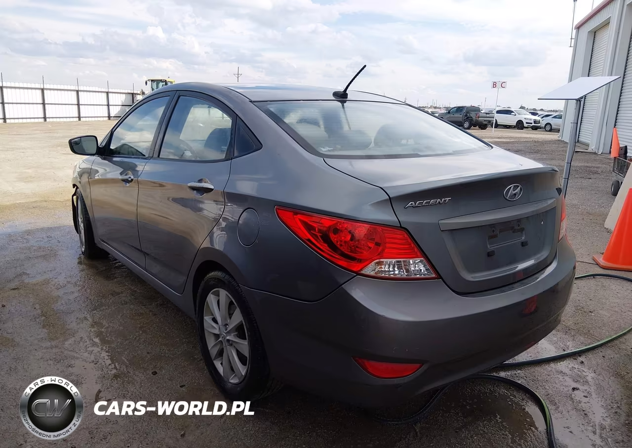 2014 Hyundai Accent Gls VIN:KMHCU4AE7EU625784 - 3