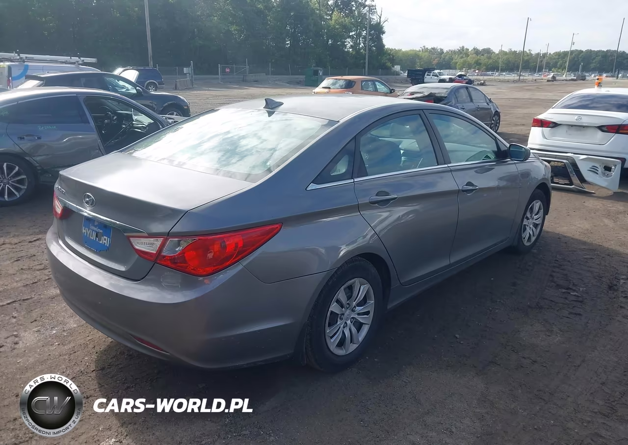 2012 Hyundai Sonata Gls VIN:5NPEB4AC8CH433072 - 4
