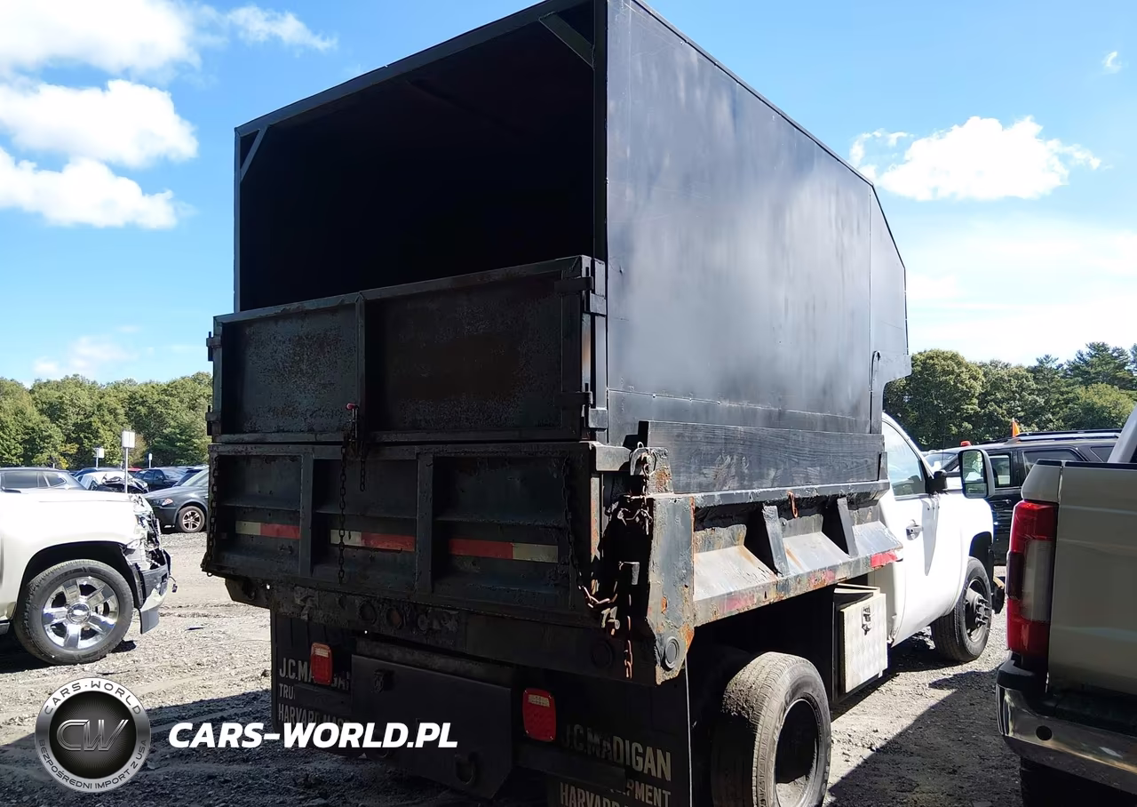 2007 Chevrolet Silverado 3500 Chassis Work Truck VIN:1GBJK34K07E548321 - 4