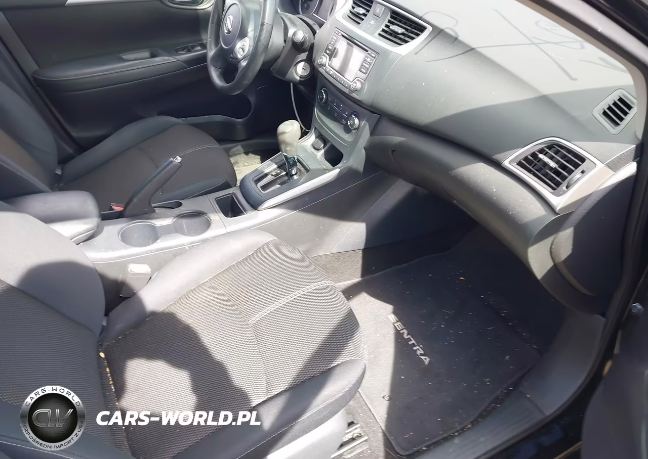 2018 Nissan Sentra S VIN:3N1AB7AP2JY221550 - 5