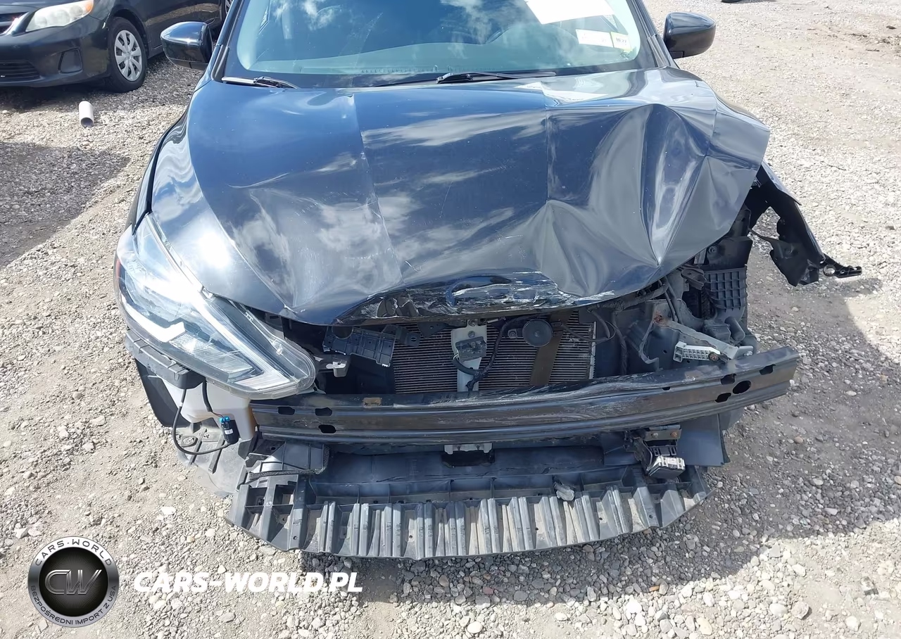 2018 Nissan Sentra S VIN:3N1AB7AP2JY221550 - 6