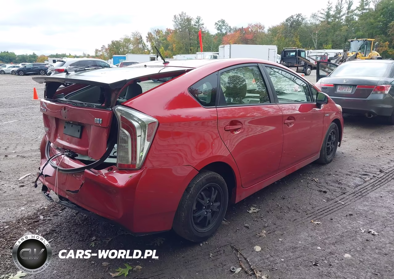 2013 Toyota Prius Two VIN:JTDKN3DUXD1688548 - 4