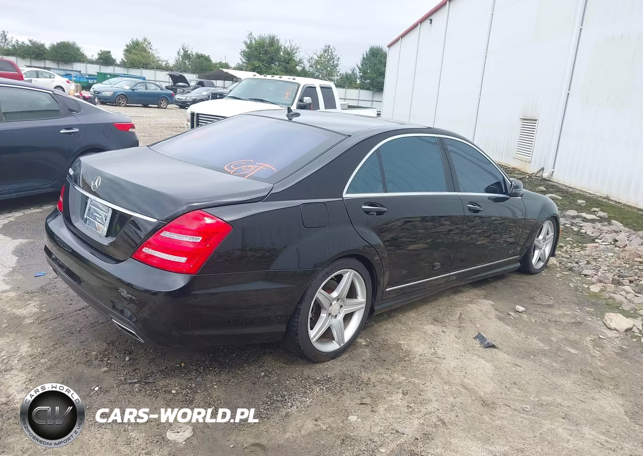 2010 Mercedes-Benz S 550 VIN:WDDNG7BB7AA339901 - 4