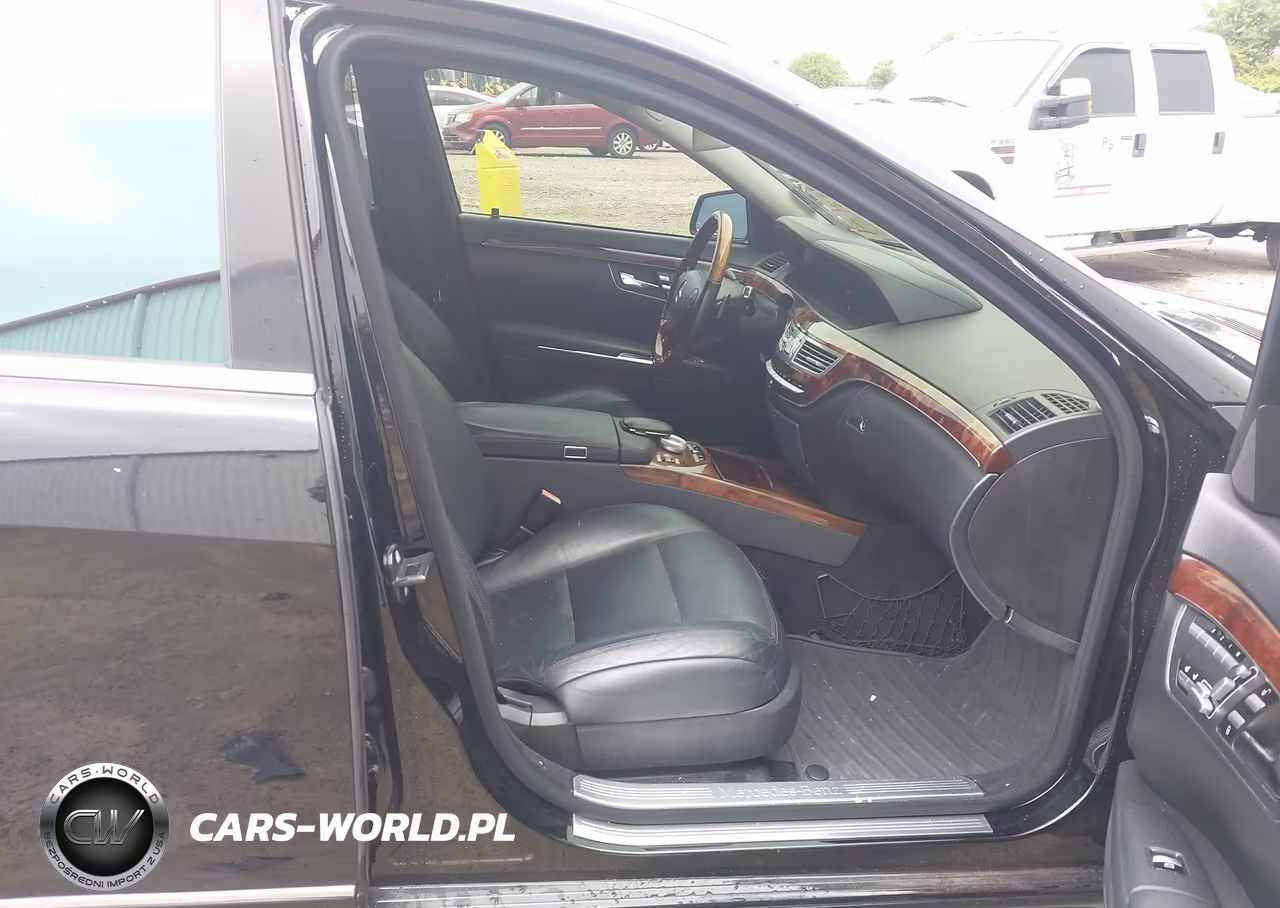 2010 Mercedes-Benz S 550 VIN:WDDNG7BB7AA339901 - 5
