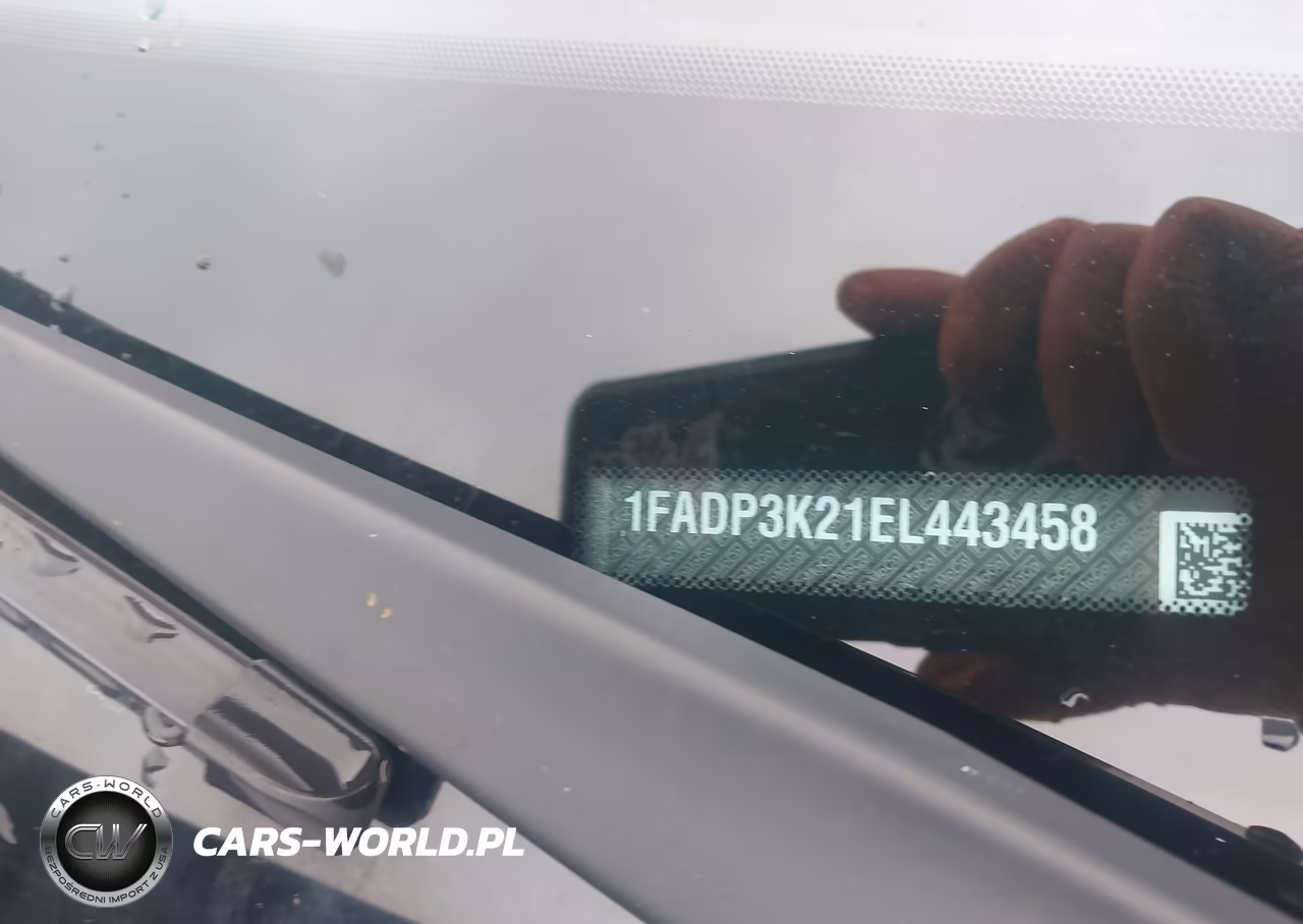 2014 Ford Focus Se VIN:1FADP3K21EL443458 - 9