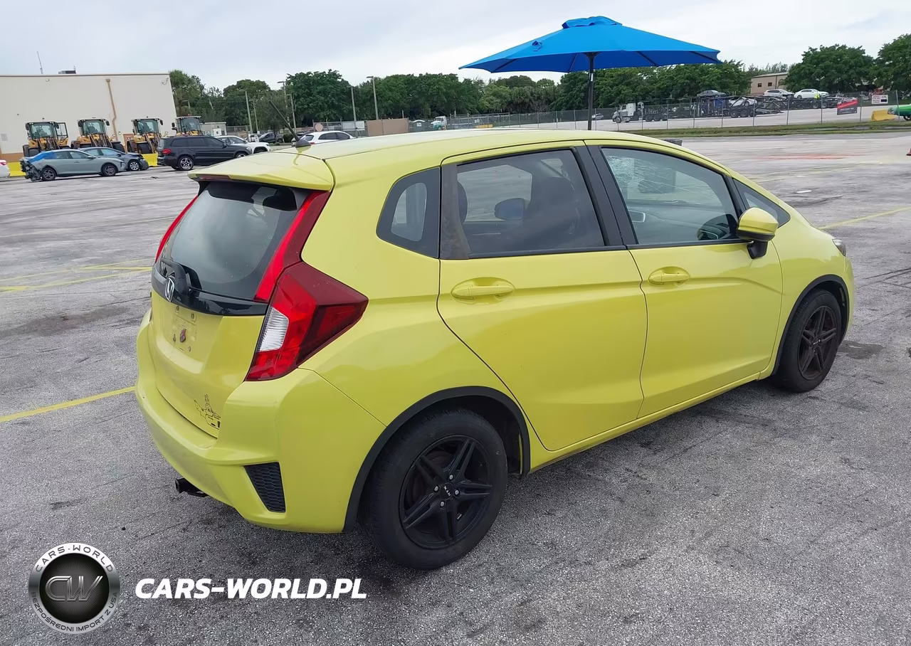 2016 Honda Fit Lx VIN:JHMGK5H53GX002332 - 4