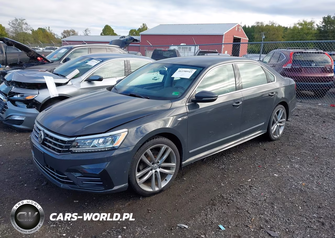 2017 Volkswagen Passat 1.8T R-Line VIN:1VWDT7A30HC062645 - 2
