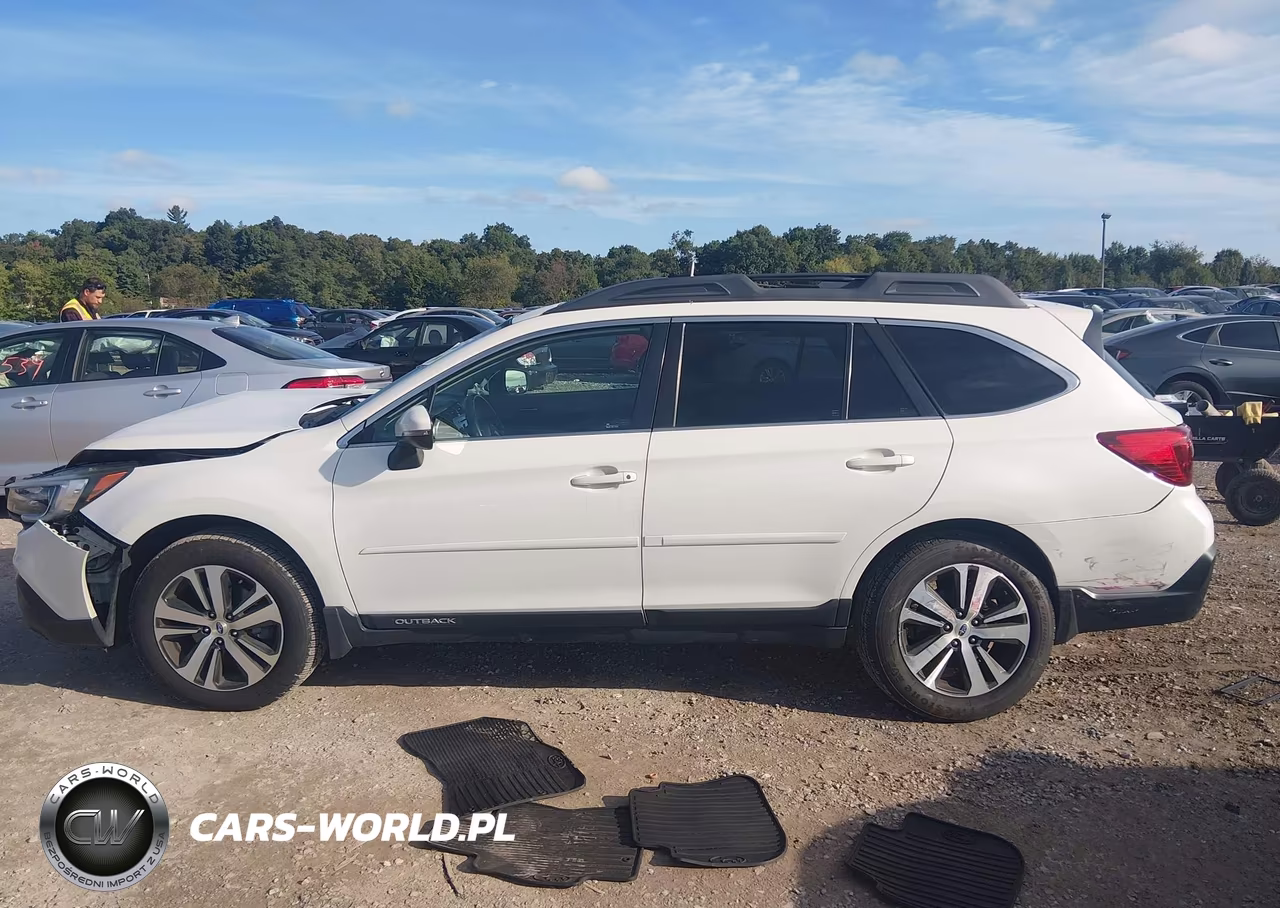 2018 Subaru Outback 2.5I Limited VIN:4S4BSANC3J3314488 - 14
