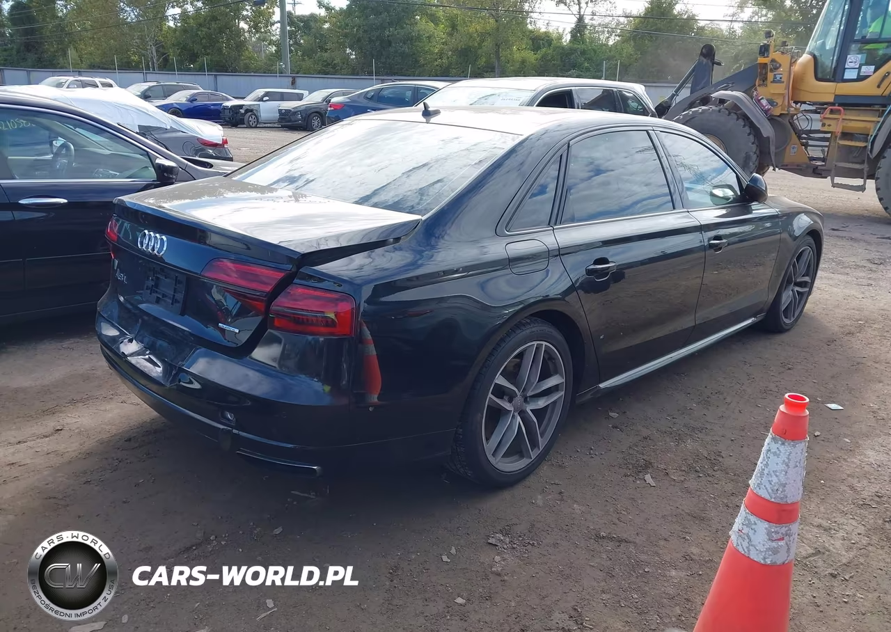 2017 Audi A8 L 3.0T VIN:WAU44AFD2HN003273 - 4