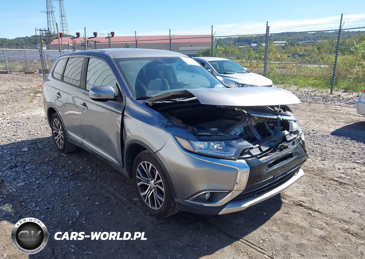 2018 Mitsubishi Outlander Se – zdjęcie 1 z 16