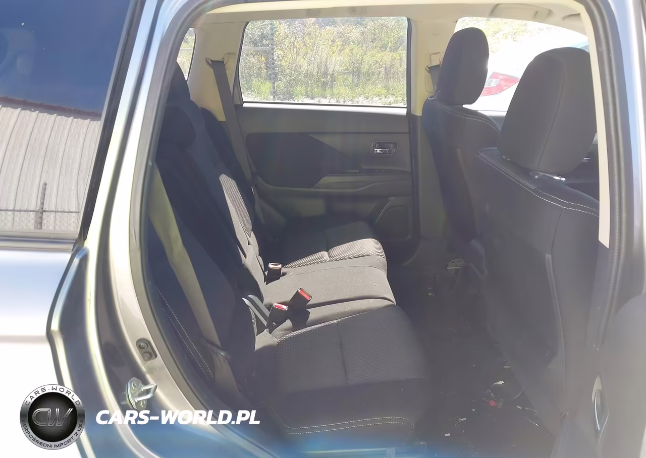 2018 Mitsubishi Outlander Se VIN:JA4AZ3A30JJ001661 - 8