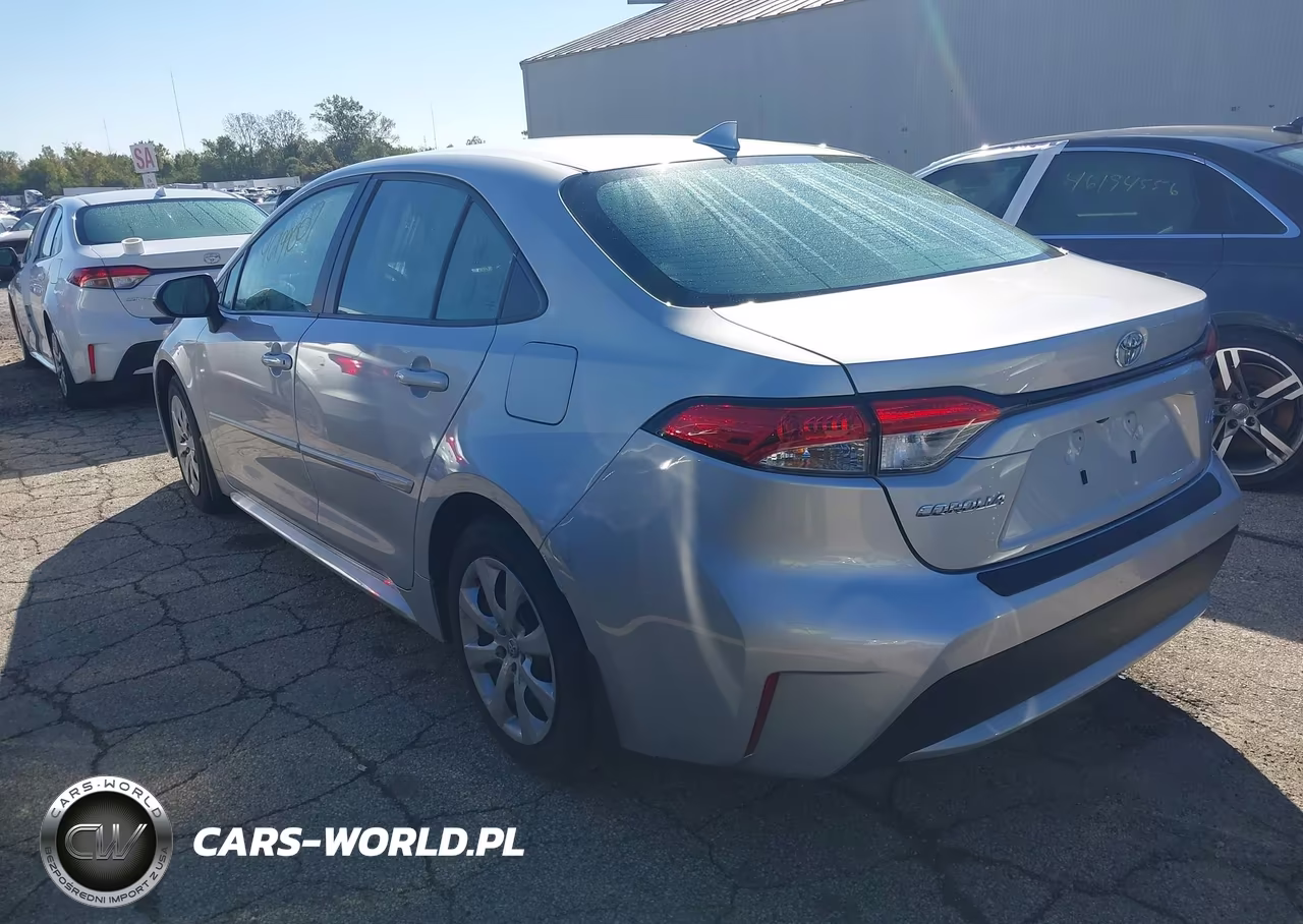 2022 Toyota Corolla Le VIN:5YFEPMAE4NP296530 - 3