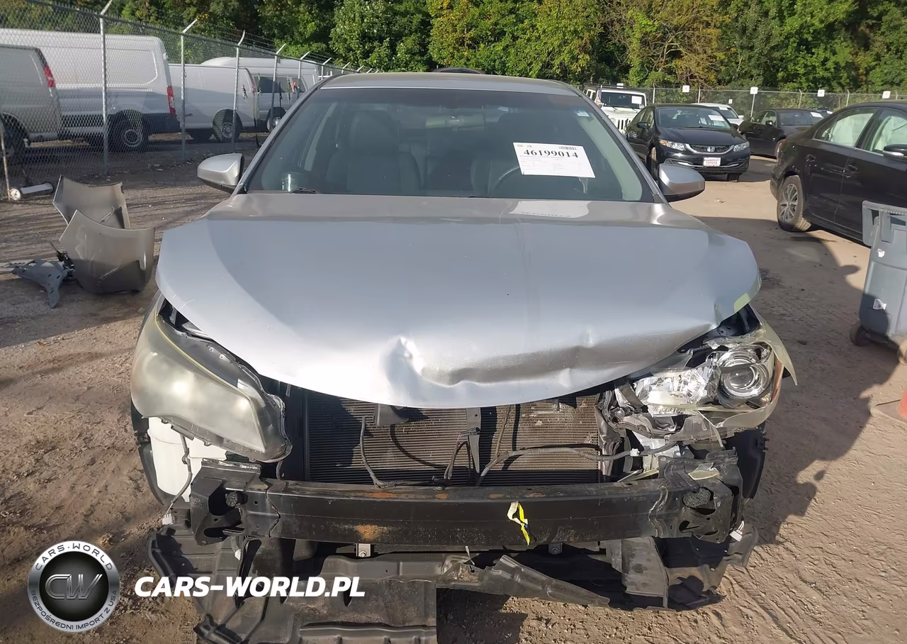 2015 Toyota Camry Se VIN:4T1BF1FK2FU887264 - 12