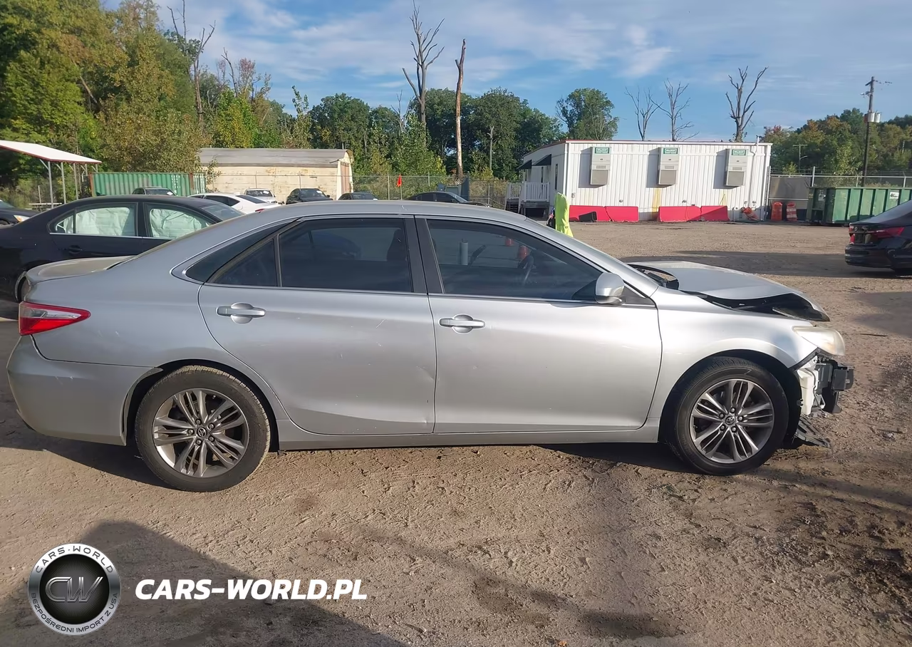 2015 Toyota Camry Se VIN:4T1BF1FK2FU887264 - 13