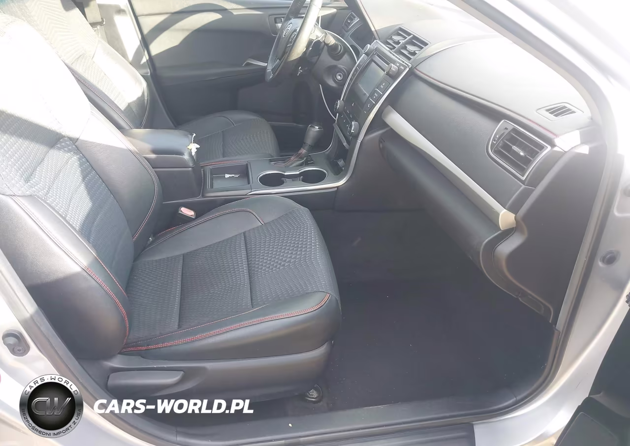 2015 Toyota Camry Se VIN:4T1BF1FK2FU887264 - 5