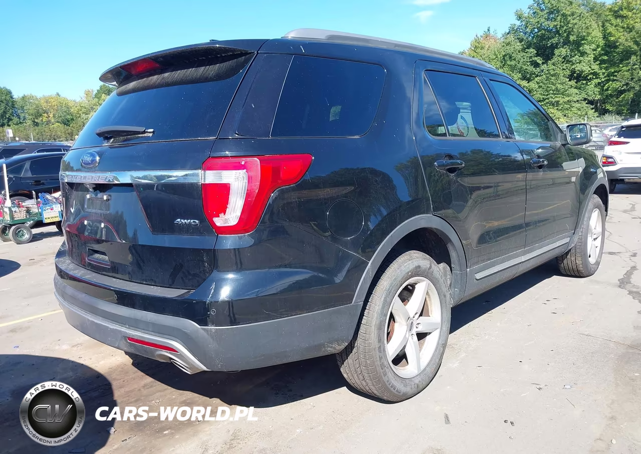 2016 Ford Explorer Xlt VIN:1FM5K8D86GGC96802 - 4