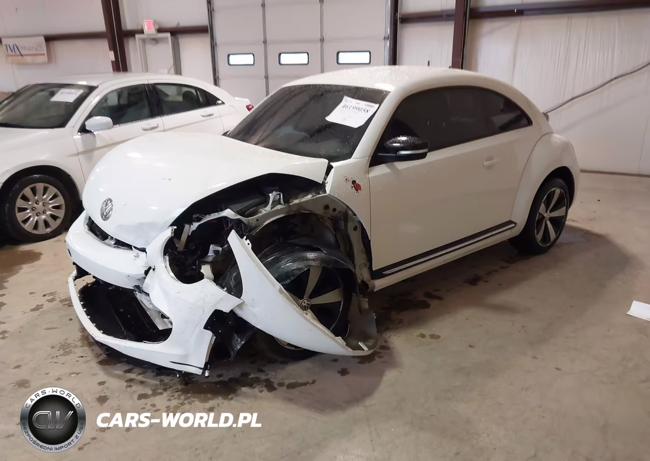 2013 Volkswagen Beetle Coupe 2.0T Turbo VIN:3VWV67AT9DM658633 - 2