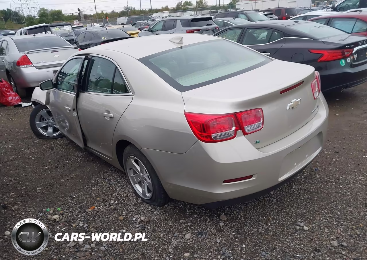 2015 Chevrolet Malibu Lt VIN:1G11C5SL0FF188856 - 3