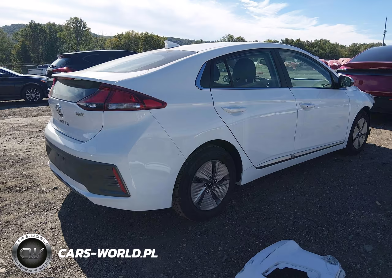2022 Hyundai Ioniq Hybrid Se VIN:KMHC75LC5NU285737 - 4