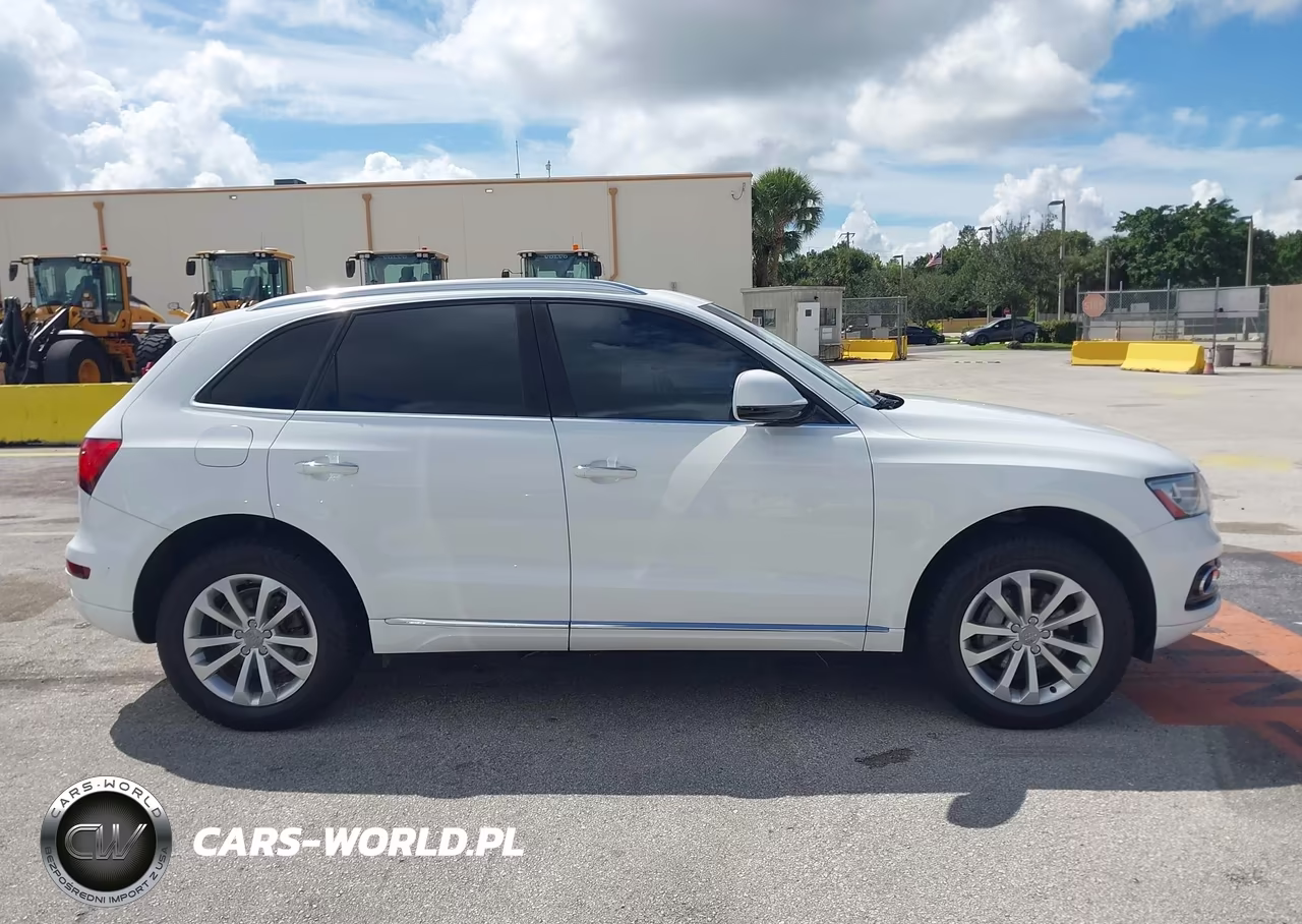 2016 Audi Q5 2.0T Premium VIN:WA1C2AFP0GA053393 - 13