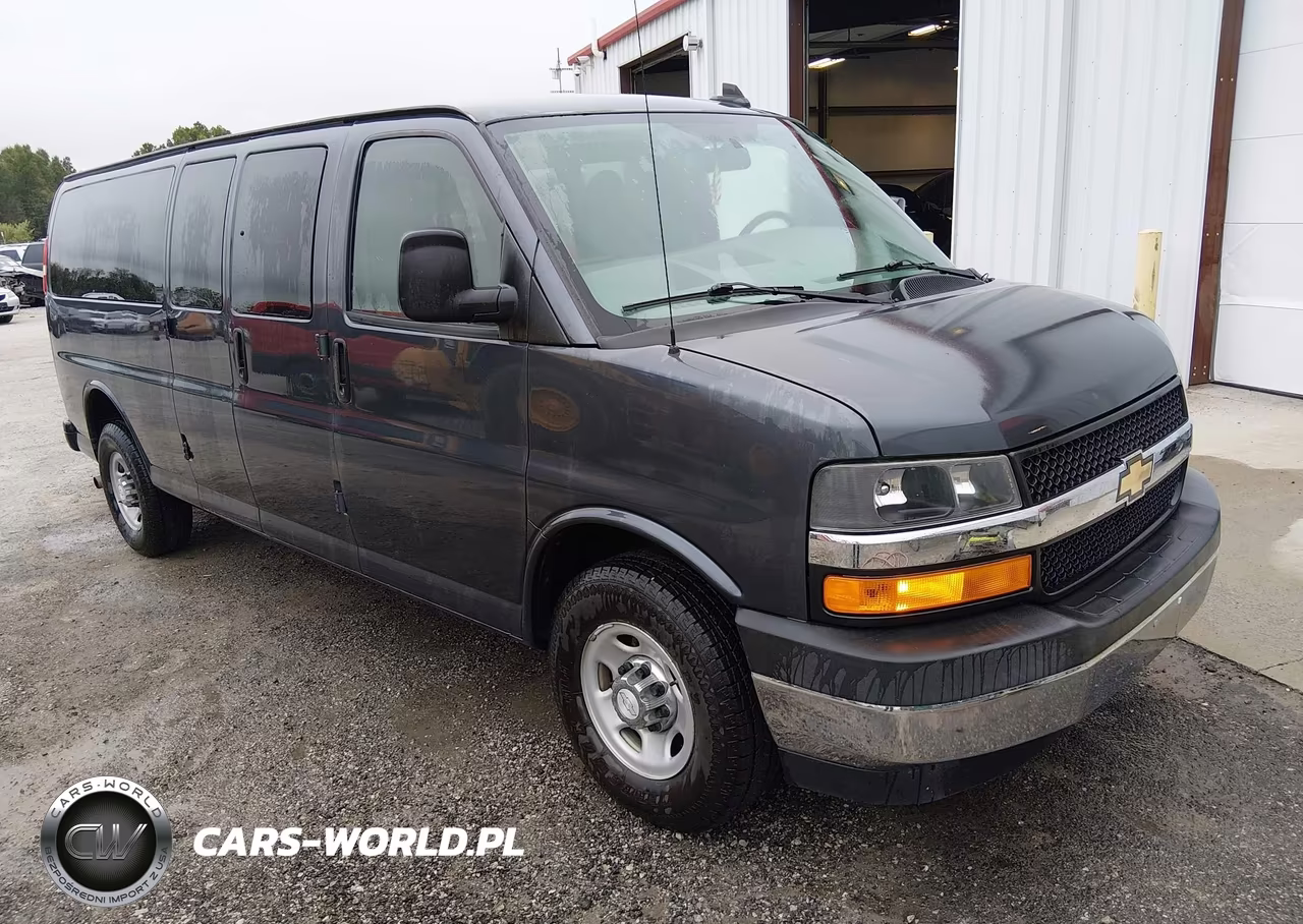 2017 Chevrolet Express 3500 Lt VIN:1GAZGPFF2H1274970 - 1
