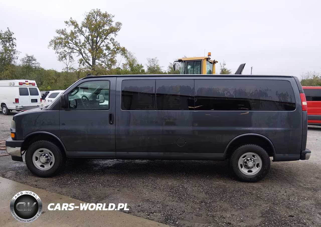 2017 Chevrolet Express 3500 Lt VIN:1GAZGPFF2H1274970 - 19