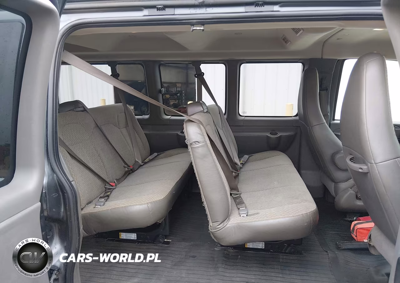 2017 Chevrolet Express 3500 Lt VIN:1GAZGPFF2H1274970 - 8