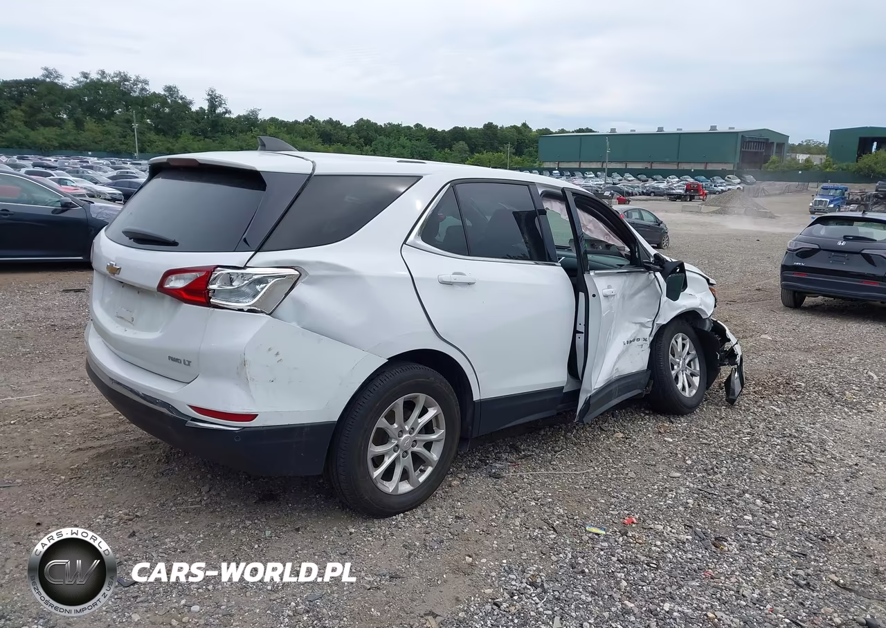2018 Chevrolet Equinox Lt VIN:2GNAXSEV2J6235077 - 4