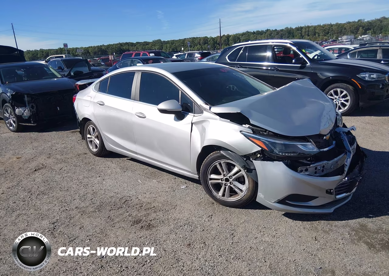 2018 Chevrolet Cruze Lt Auto – zdjęcie 1 z 16