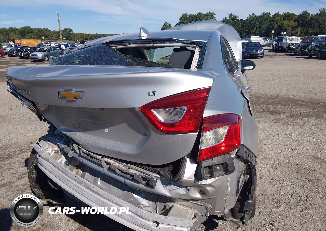 2018 Chevrolet Cruze Lt Auto VIN:1G1BE5SM7J7179999 - 6