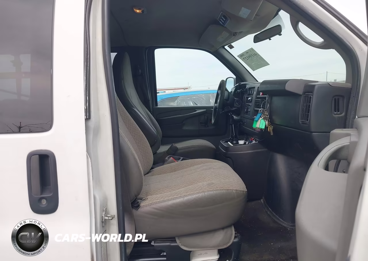 2012 Chevrolet Express 3500 Lt VIN:1GAZGYFG8C1177473 - 5