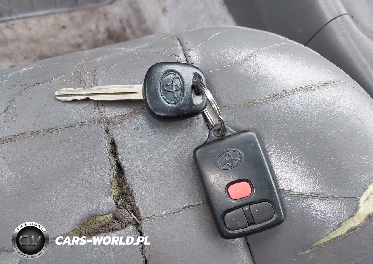 1999 Toyota Camry Xle VIN:JT2BF28K4X0203629 - 11