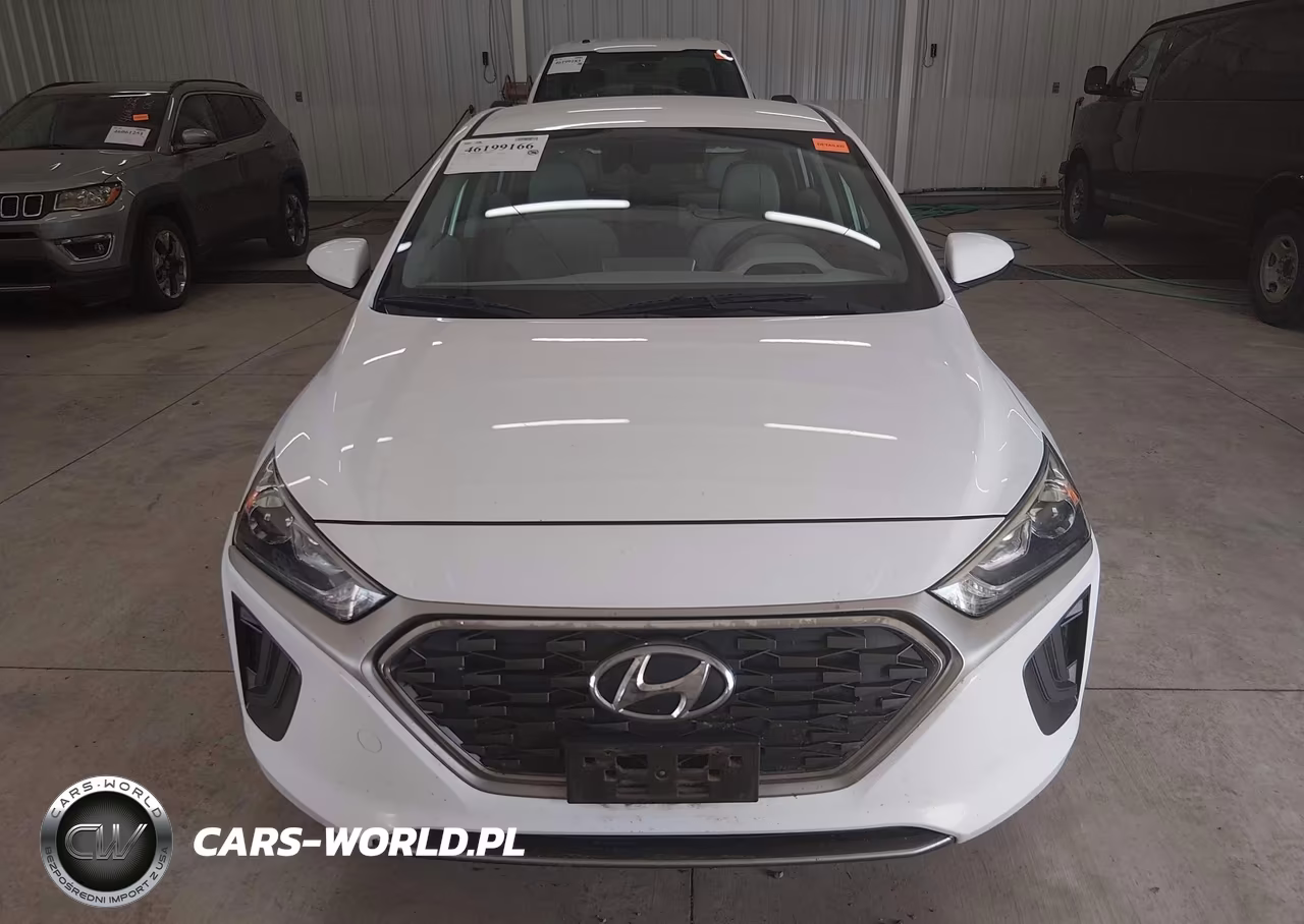 2020 Hyundai Ioniq Hybrid Blue VIN:KMHC65LC1LU220271 - 12