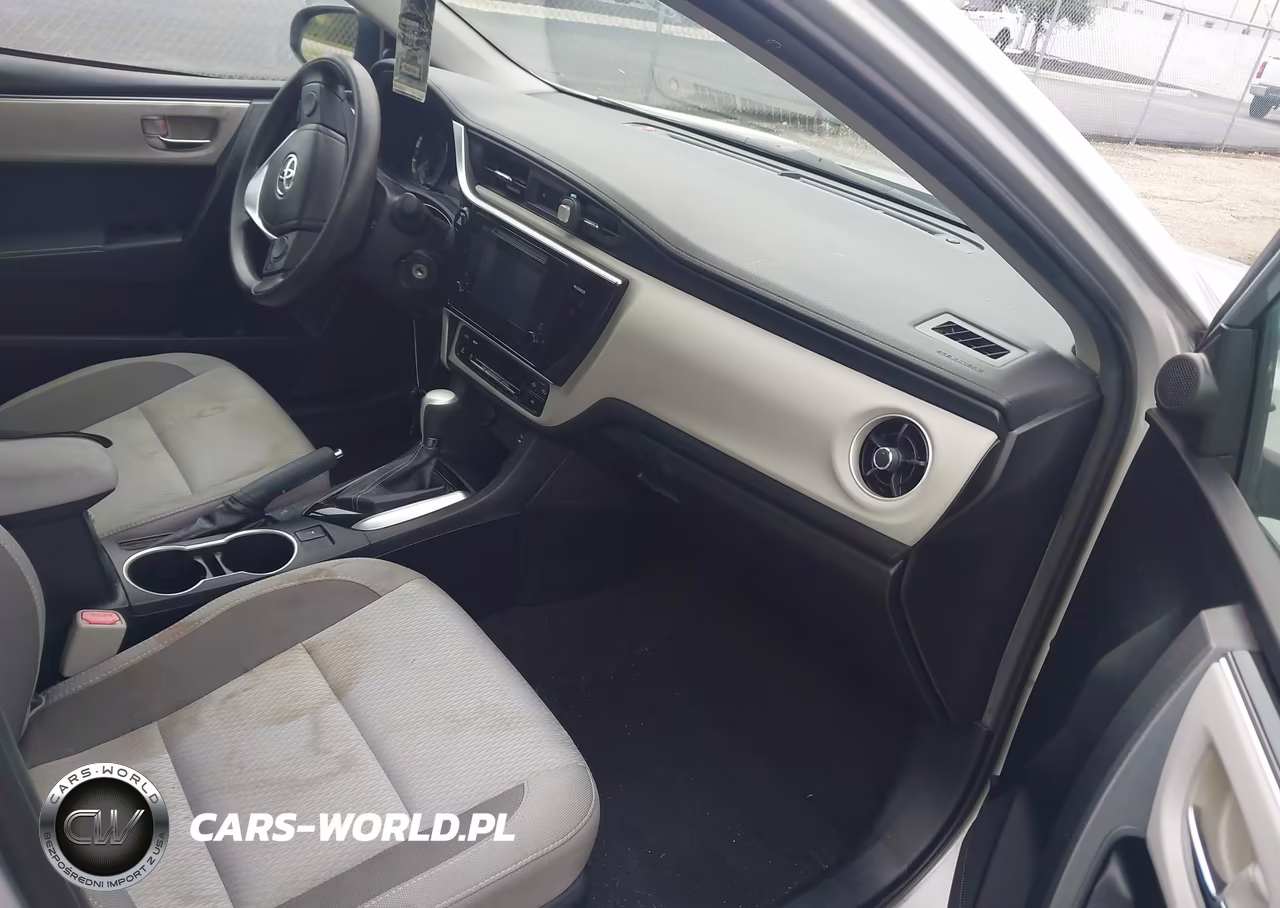 2017 Toyota Corolla Le VIN:2T1BURHE9HC806079 - 5