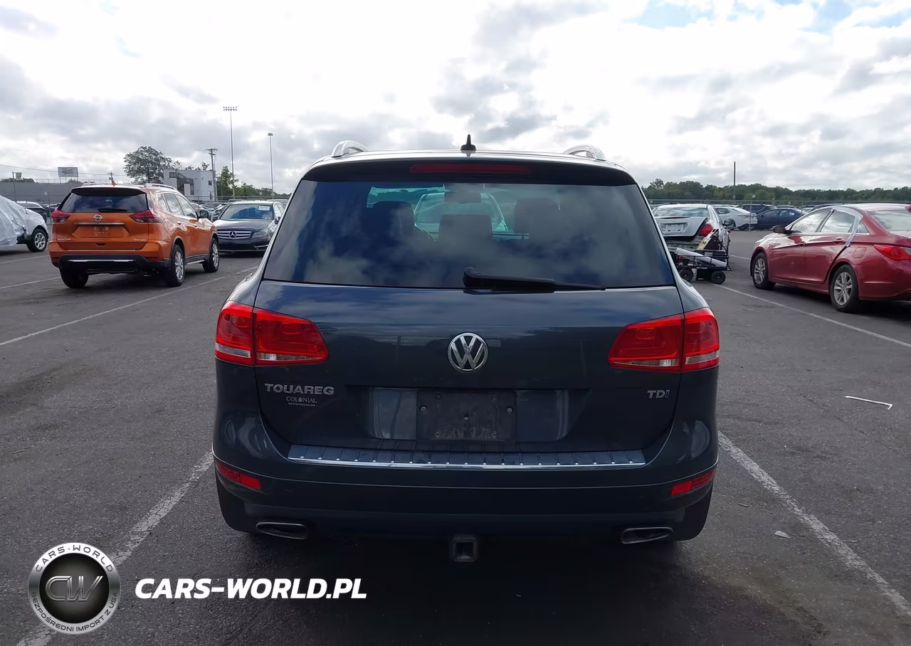 2013 Volkswagen Touareg Lux VIN:WVGEP9BP9DD007572 - 16