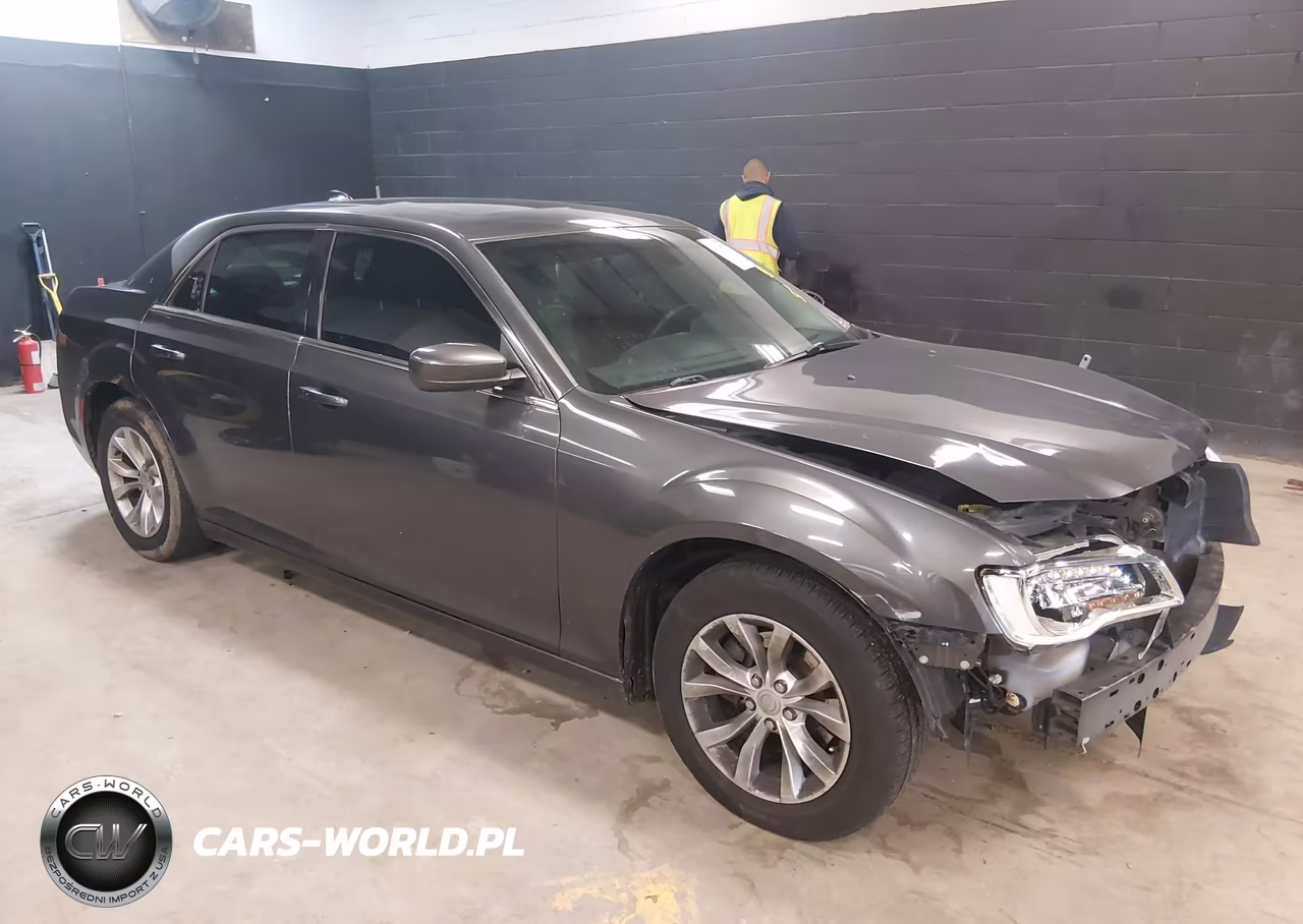 2015 Chrysler 300 Limited