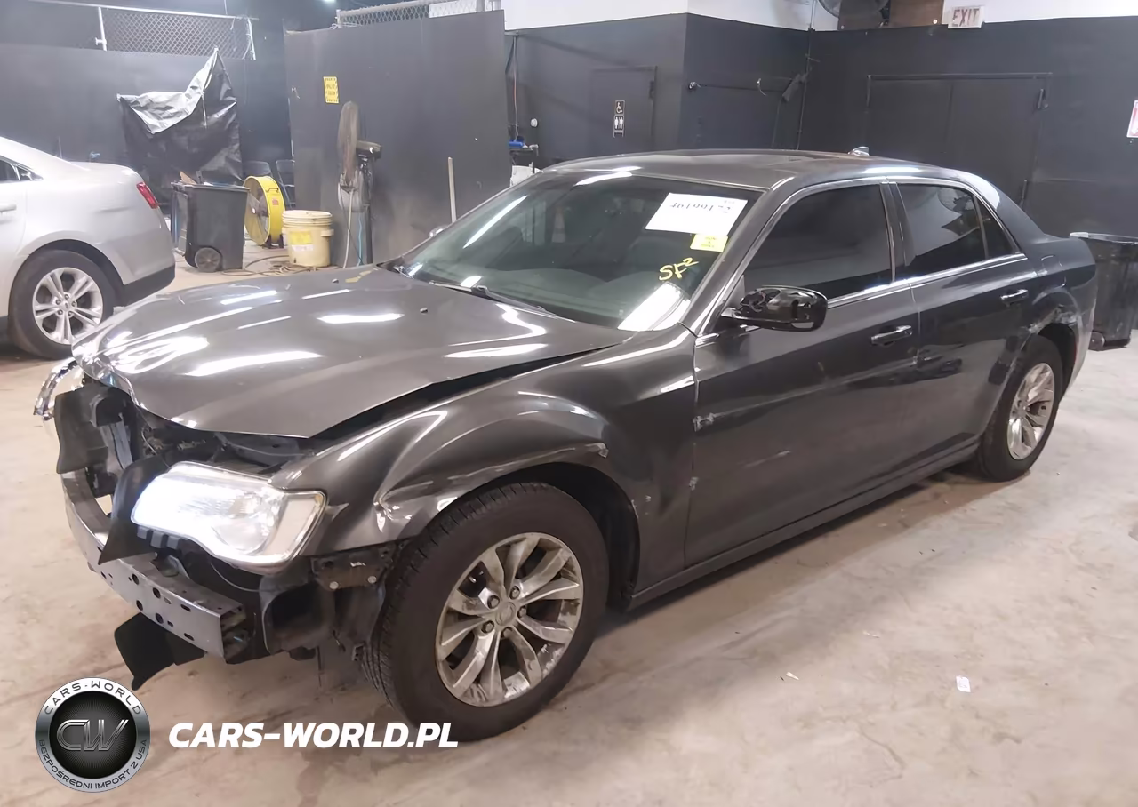 2015 Chrysler 300 Limited VIN:2C3CCAAG9FH929845 - 2