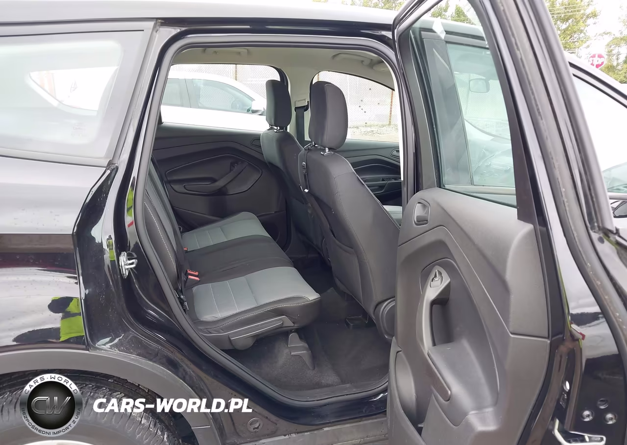 2019 Ford Escape S VIN:1FMCU0F77KUA31971 - 8