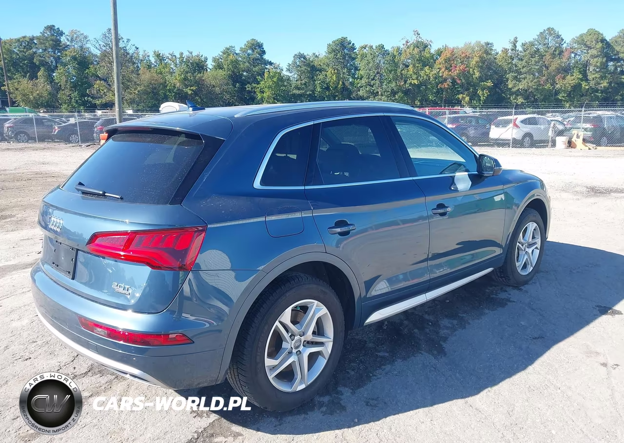 2018 Audi Q5 2.0T Premium-2.0T Tech Premium VIN:WA1BNAFY4J2028106 - 4