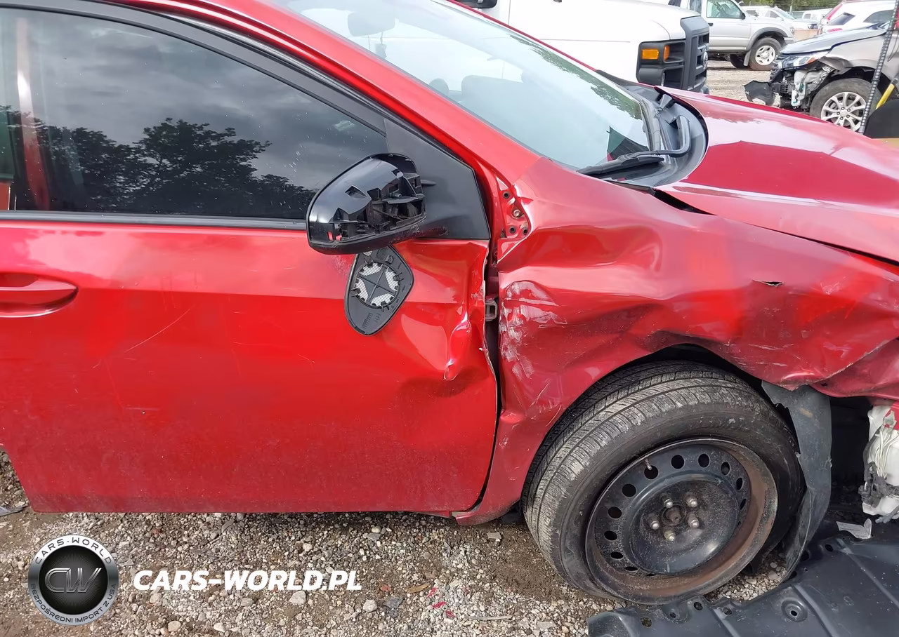 2019 Toyota Corolla Le VIN:5YFBURHE7KP876087 - 18
