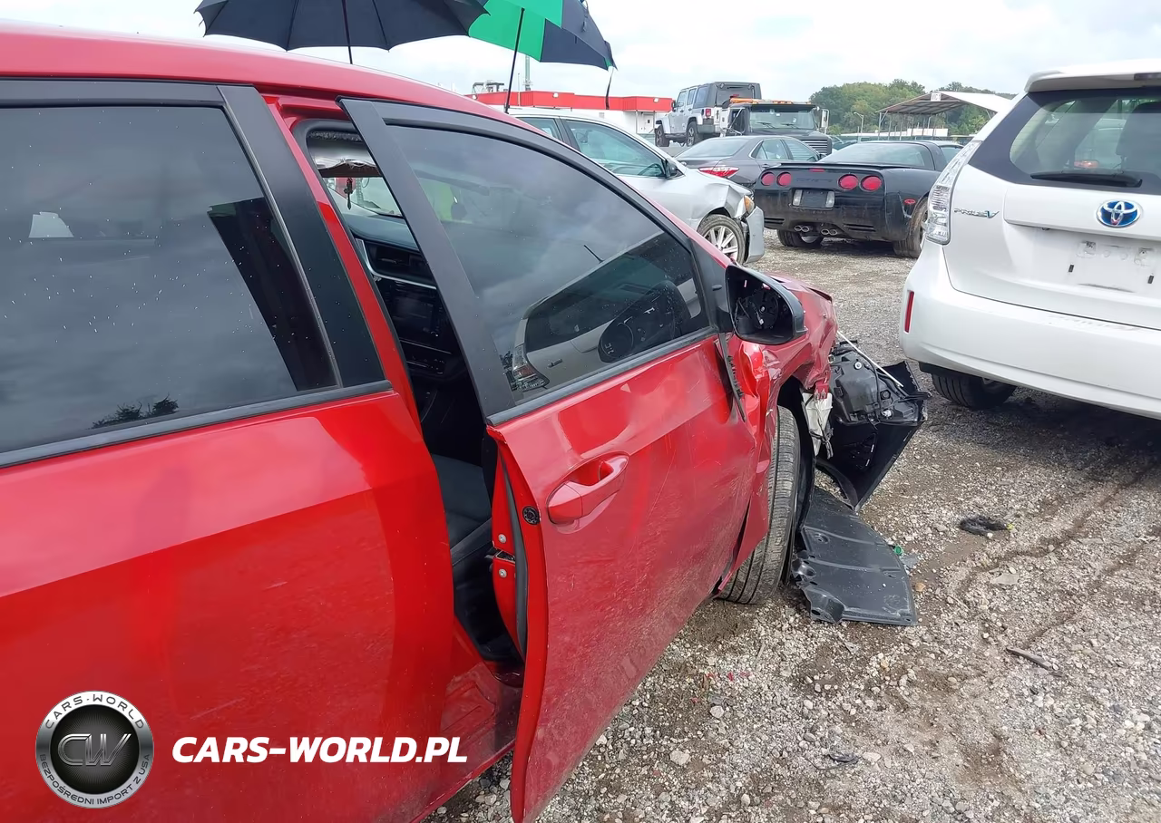 2019 Toyota Corolla Le VIN:5YFBURHE7KP876087 - 19
