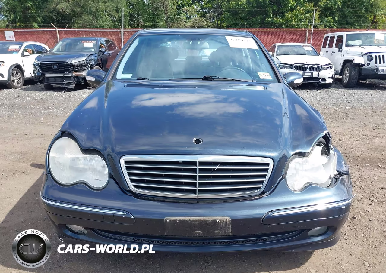 2003 Mercedes-Benz C 230 Kompressor Sport VIN:WDBRF40J13F399474 - 12