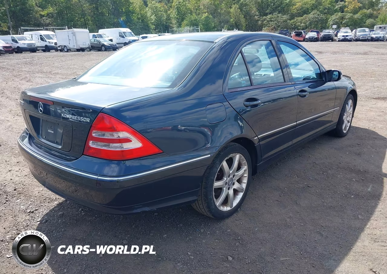 2003 Mercedes-Benz C 230 Kompressor Sport VIN:WDBRF40J13F399474 - 4