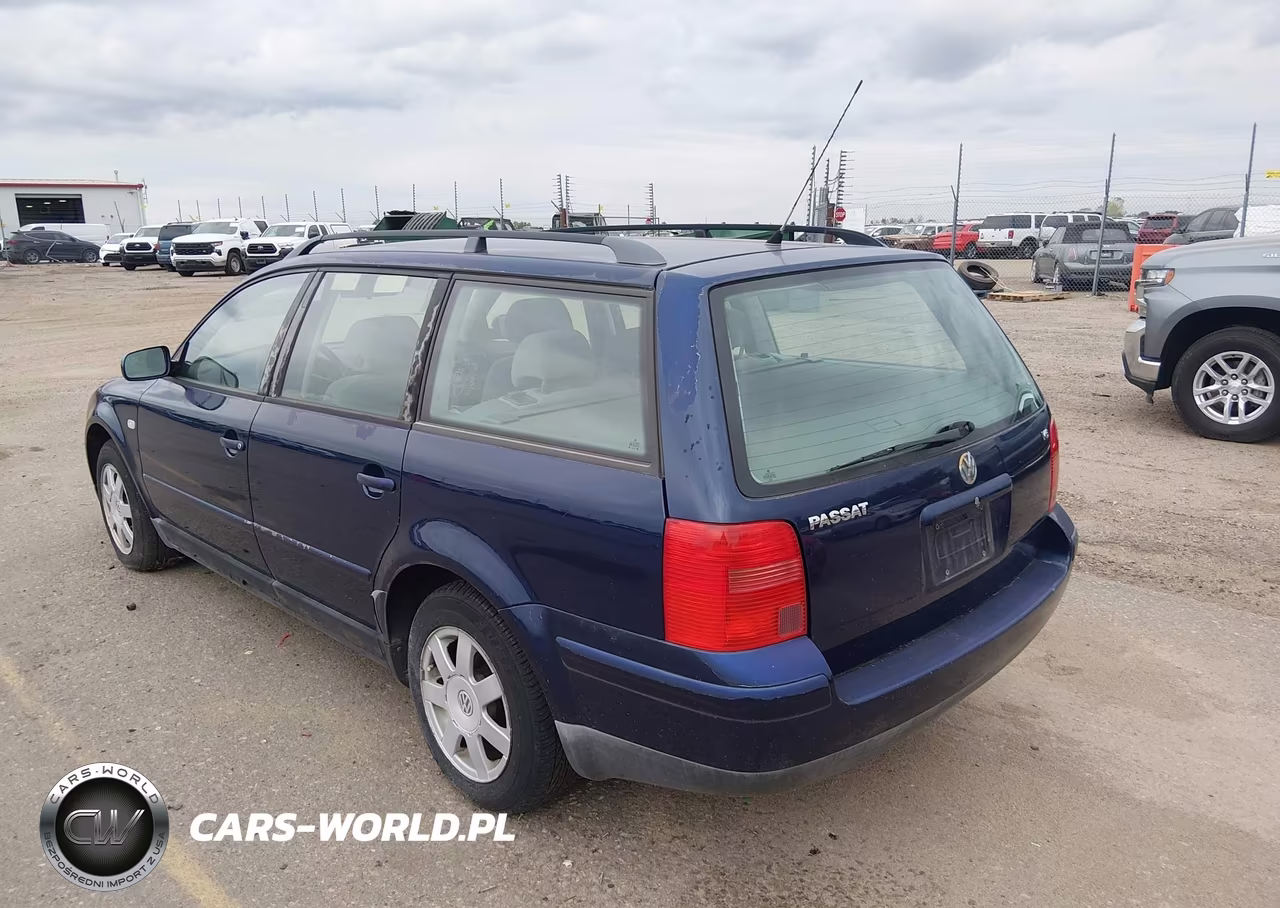 2000 Volkswagen Passat Gls VIN:WVWND23B9YE279224 - 3