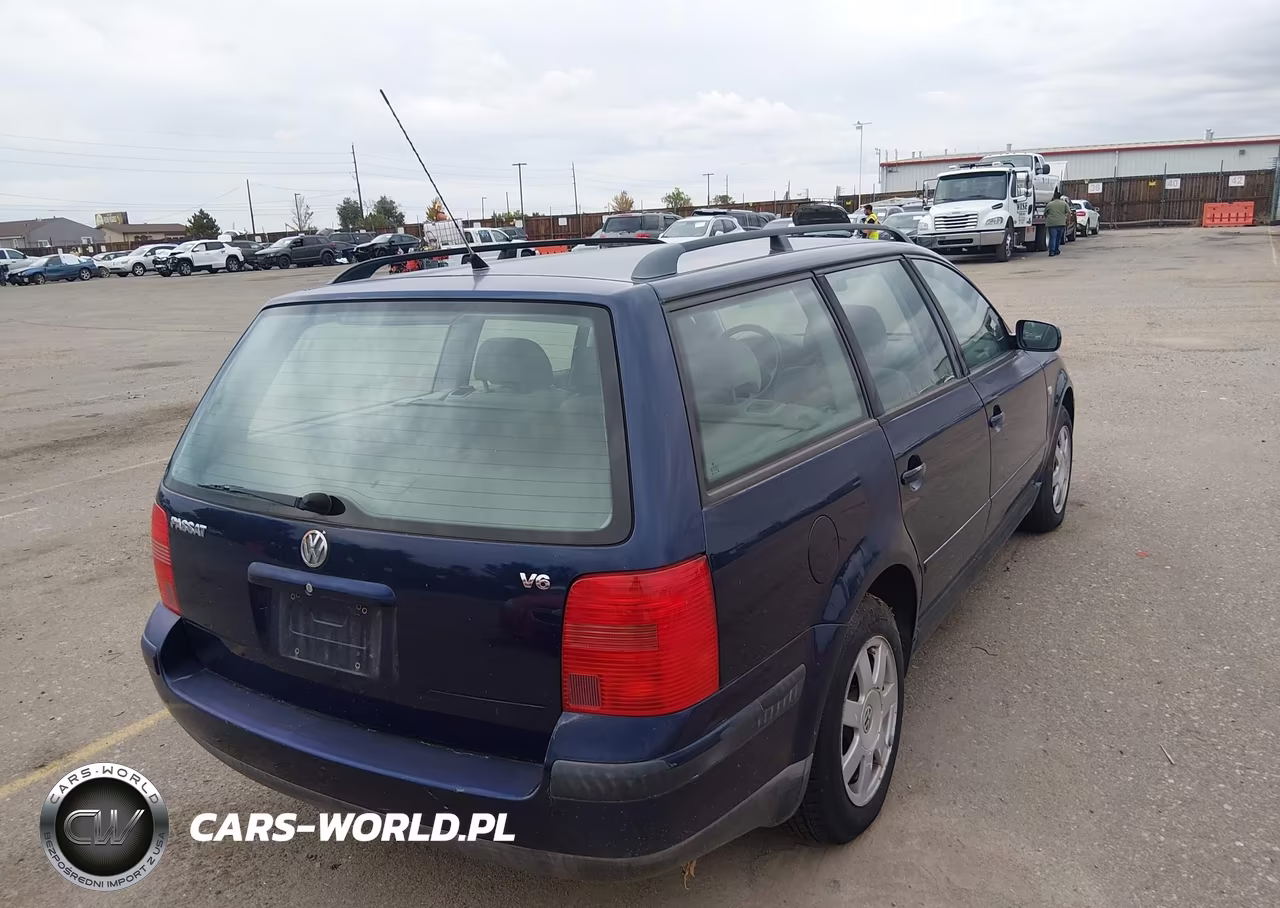 2000 Volkswagen Passat Gls VIN:WVWND23B9YE279224 - 4
