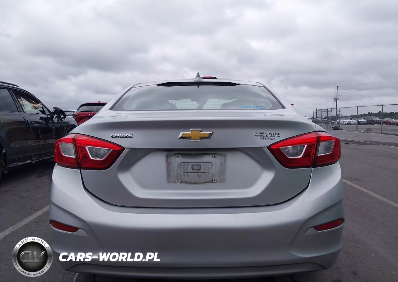 2018 Chevrolet Cruze Lt Auto VIN:1G1BE5SM0J7189970 - 16