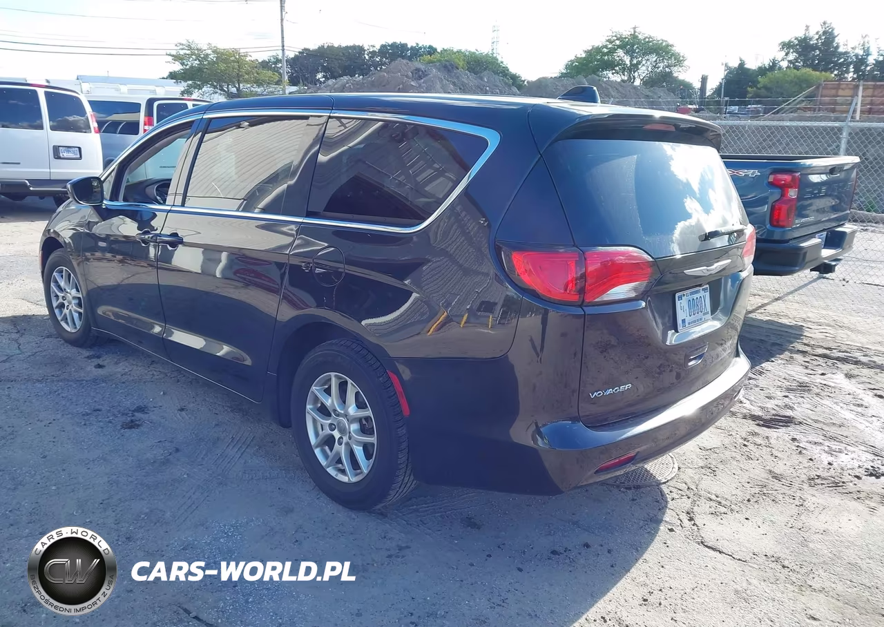 2020 Chrysler Voyager Lx VIN:2C4RC1CGXLR195614 - 3