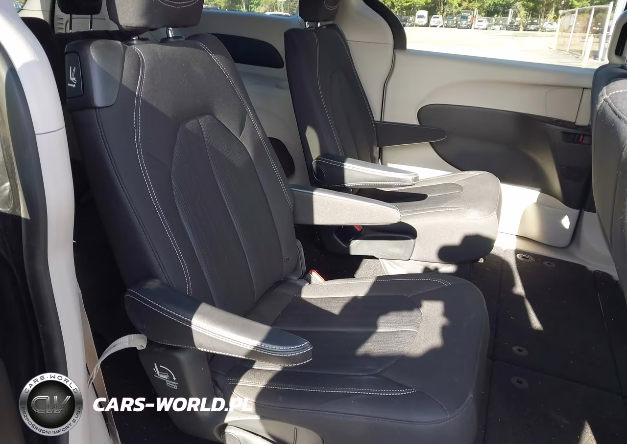 2020 Chrysler Voyager Lx VIN:2C4RC1CGXLR195614 - 8